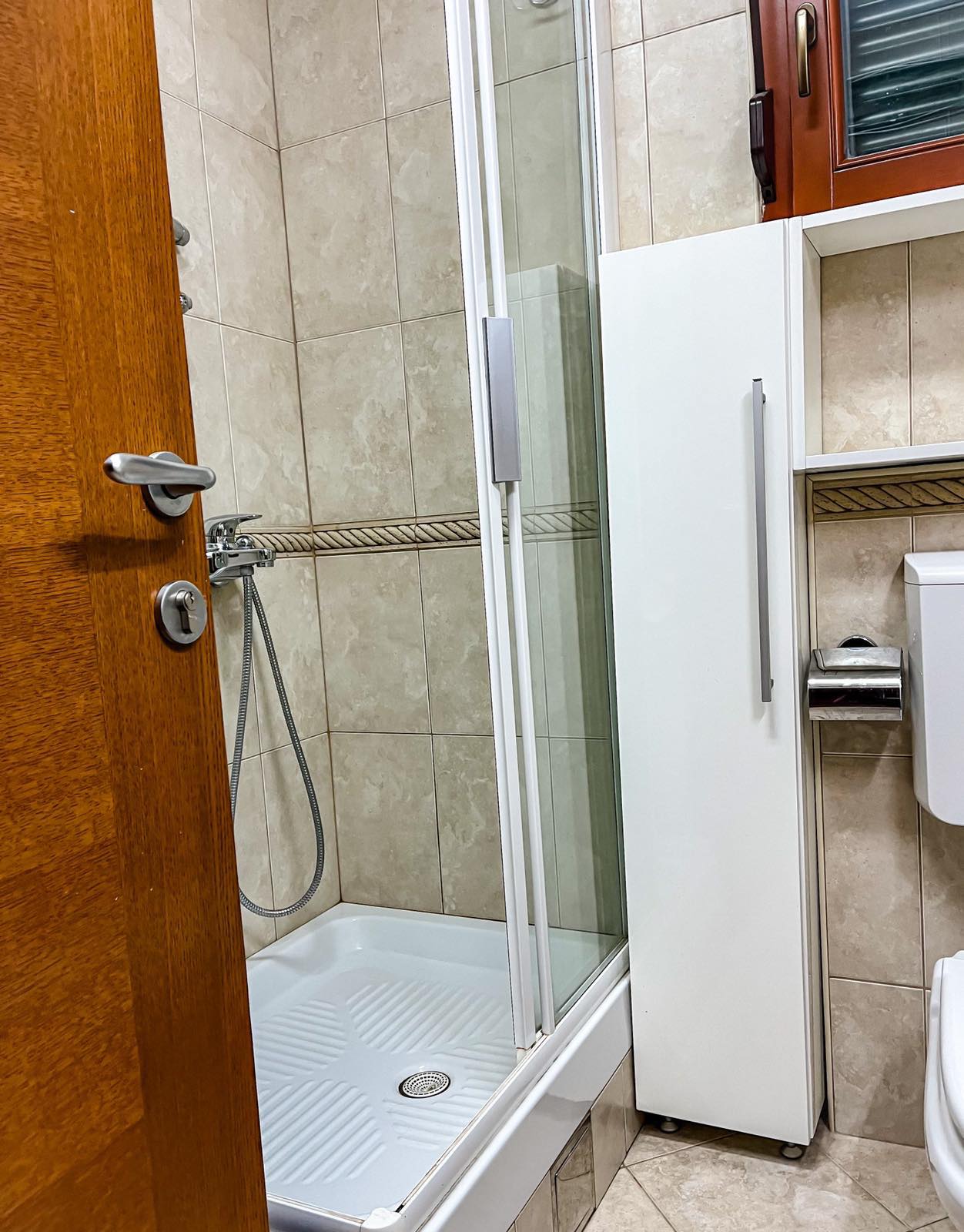 Jednosoban stan 49m2, kod novog kruznog toka sa fontanom u Budvi,područje Rozino.. (NA DUZI VREMENSKI PERIOD) - Amfora Real Estate