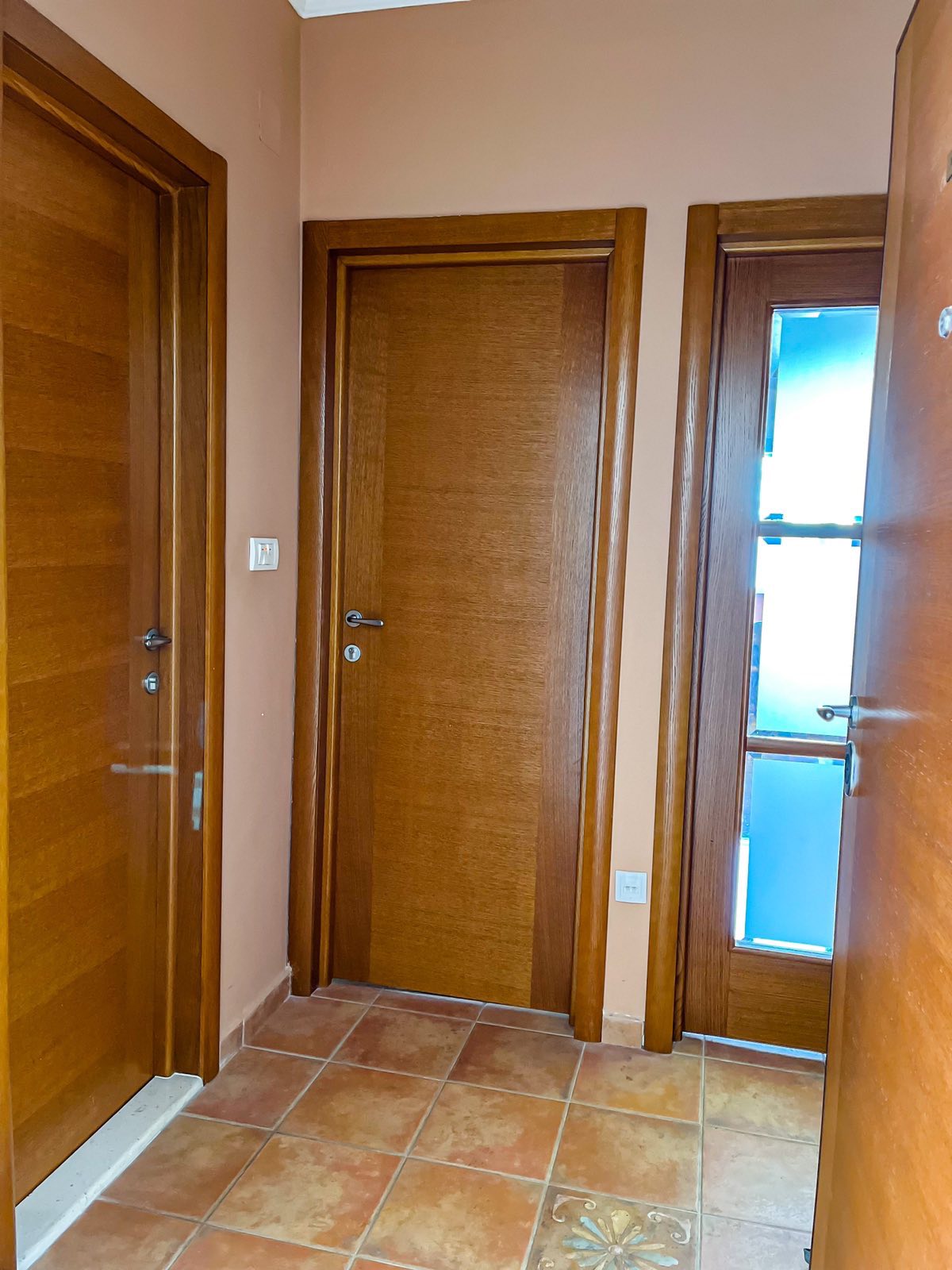 Jednosoban stan 49m2, kod novog kruznog toka sa fontanom u Budvi,područje Rozino.. (NA DUZI VREMENSKI PERIOD) - Amfora Real Estate