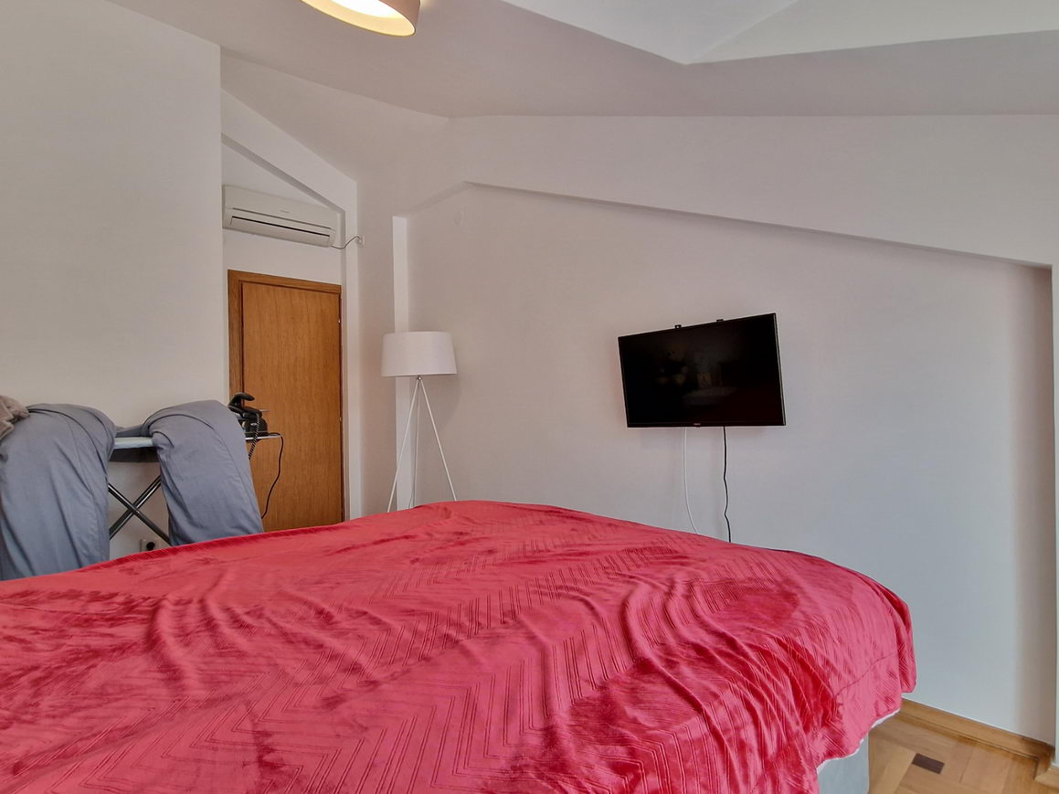 amforaproperty.com/Luksuzan jednosoban stan sa pogledom na more u zgradi Merkur,Budva-Rozino.(OBEZBEDJENO PARKING MESTO)-NA DUZI PERIOD