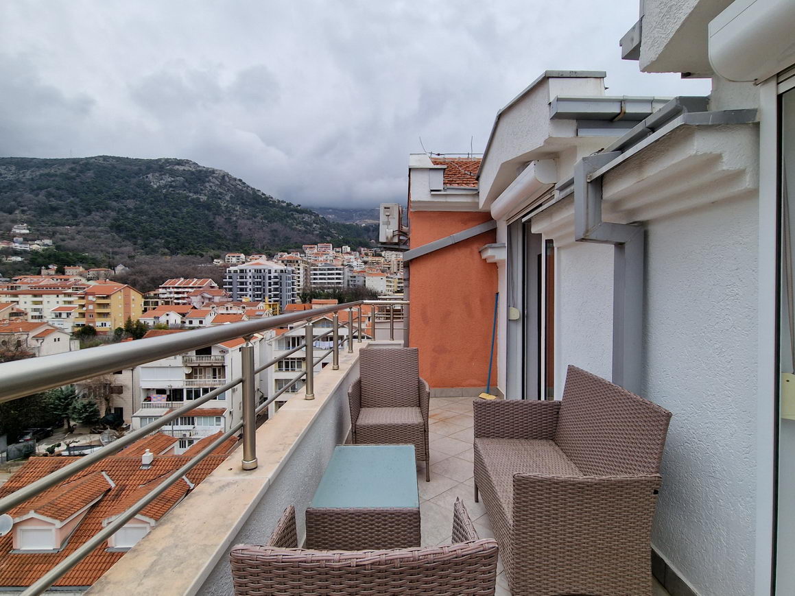 amforaproperty.com/Luksuzan jednosoban stan sa pogledom na more u zgradi Merkur,Budva-Rozino.(OBEZBEDJENO PARKING MESTO)-NA DUZI PERIOD