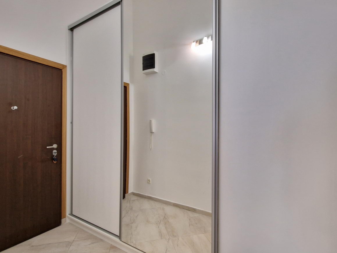 amforaproperty.com/Luksuzan jednosoban stan sa pogledom na more u zgradi Merkur,Budva-Rozino.(OBEZBEDJENO PARKING MESTO)-NA DUZI PERIOD