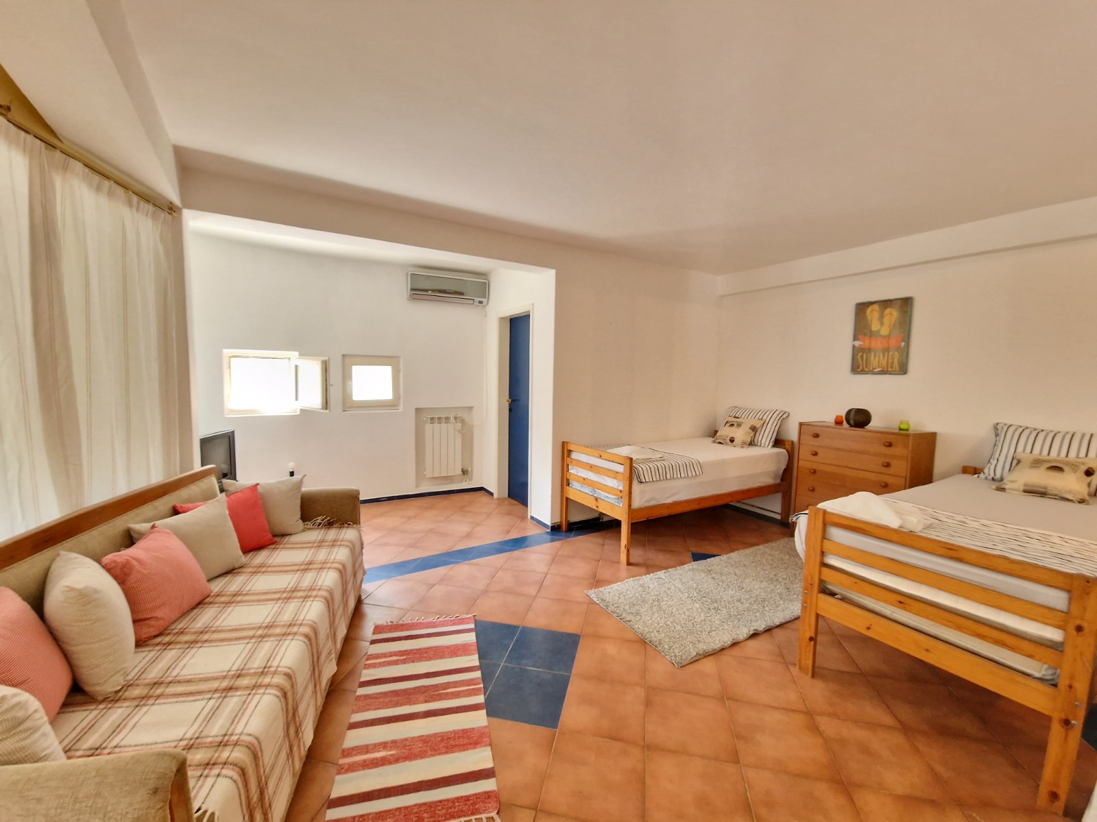 amforaproperty.com/Apartman za četiri osobe u blizini Starog grada i mora u Budvi 