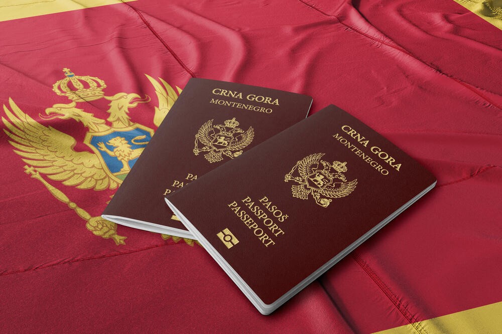 31 декабря 2022 г. - конец знаменитого черногорского экономического паспорта