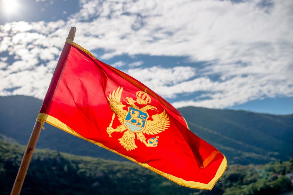 Crna Gora: Najbolja Lokacija za Novi Dom